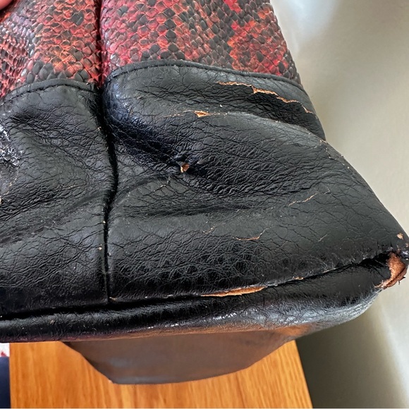 Stella Grey Vegan Skull Tote Bag - Picture 6 of 14